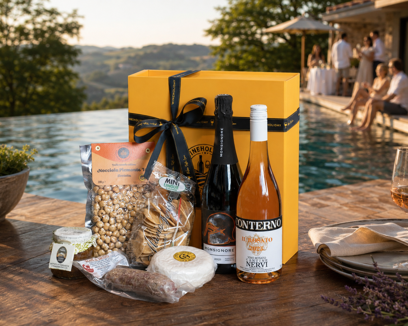 Piemonte Poolside Box